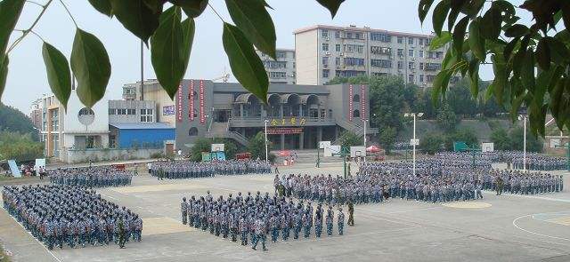 咸寧職業(yè)技術(shù)學(xué)院成教招生對象